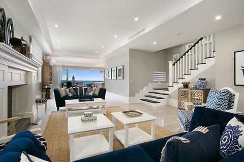 Oceans 74 - An Elite Holiday Home - Accommodation QLD 13