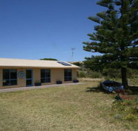 LJ Hooker Goolwa Holiday Rentals - 15 Eaton Avenue Goolwa Beach - Accommodation QLD
