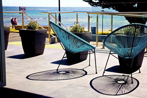 Penguin Beachfront Apartments - Accommodation QLD 1