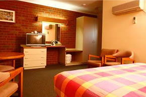Best Western Burke And Wills Motor Inn - Accommodation QLD 3