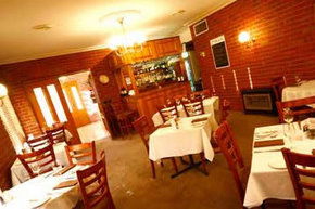 Best Western Burke And Wills Motor Inn - Accommodation QLD 4