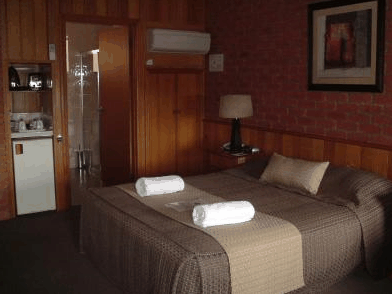 Best Western Bakery Hill Motel - Accommodation QLD 1