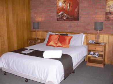 Best Western Bakery Hill Motel - Accommodation QLD 4