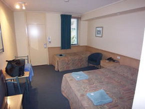 Commodore Motor Inn Mildura - Accommodation QLD 2