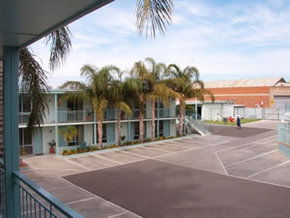 Commodore Motor Inn Mildura - Accommodation QLD 4