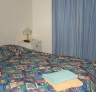 Carn Court Holiday Apartments - Accommodation QLD