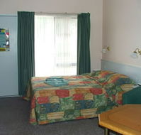Lazy River Motor Inn - Accommodation QLD