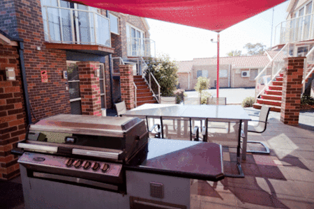 Jesmond Executive Villas - Accommodation QLD 5