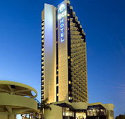 Gold Coast International Hotel - Accommodation QLD