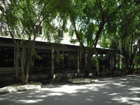 Parrotfish Backpackers - Accommodation QLD