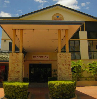 Sapphire Resort - Accommodation QLD 3