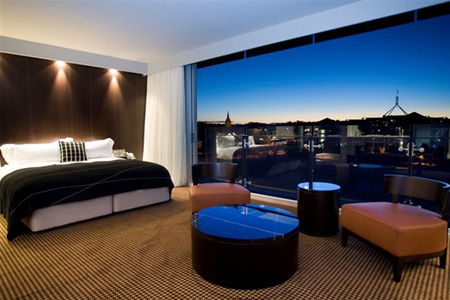 Hotel Realm - Accommodation QLD 1