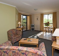 Kingston Court Serviced Apartments - Accommodation QLD