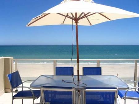 Adelaide Luxury Beach House - Accommodation QLD 0
