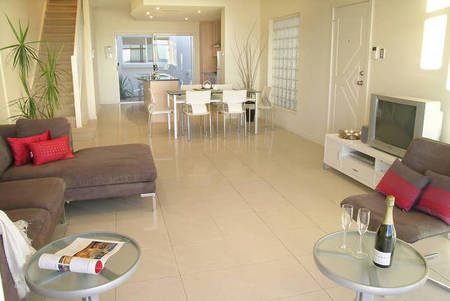 Adelaide Luxury Beach House - Accommodation QLD 1