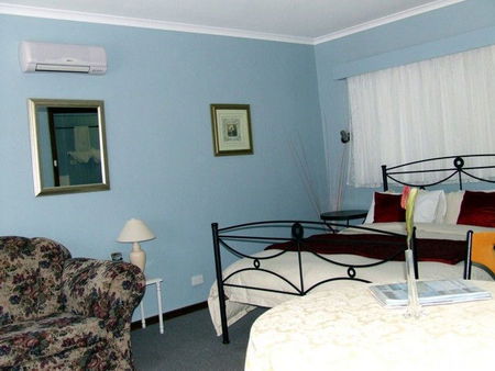 Beachport Motor Inn - Accommodation QLD 2