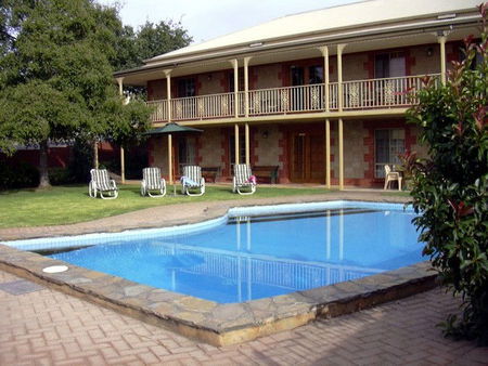 Comfort Inn Clare Central - Accommodation QLD 2