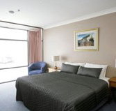 Man From Snowy River Hotel - Accommodation QLD