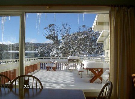 Chalet Sonnenhof - Accommodation QLD 3