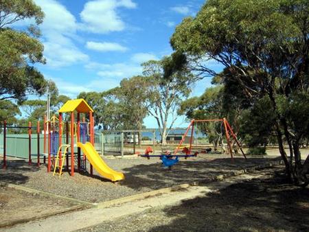 Harbour View Caravan Park - Accommodation QLD 2