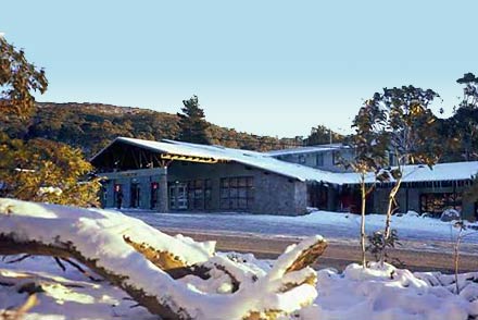 Ski Rider Hotel - Accommodation QLD 0