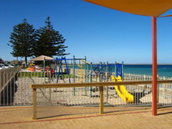 Seabreeze Hotel - Accommodation QLD 3