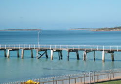 Seabreeze Hotel - Accommodation QLD 5