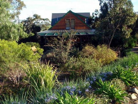 The Stumps B&B - Accommodation QLD 0