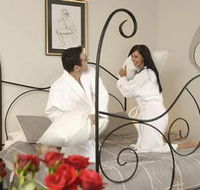 Wine  Roses Bed  Breakfast - Accommodation QLD