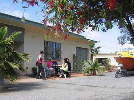Tumby Bayside Holiday Units - Accommodation QLD 2