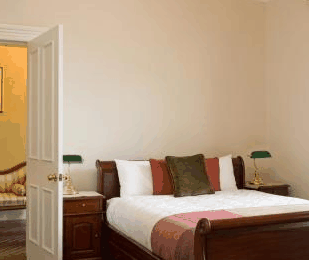 Clydesdale Manor - Accommodation QLD 2