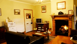 Crabtree House Heritage Suites - Accommodation QLD