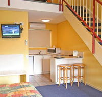 Coastal Motel - Accommodation QLD