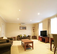 Lake Inn Ballarat - Accommodation QLD