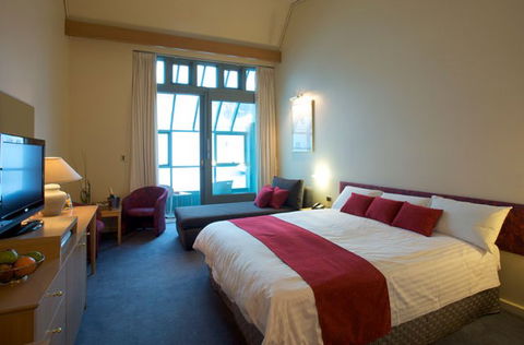 Perisher Valley Hotel - Accommodation QLD 1