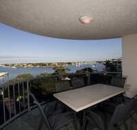 Riverdance Apartments - Accommodation QLD