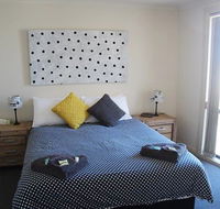 Cliff House Beachfront Villas - Accommodation QLD