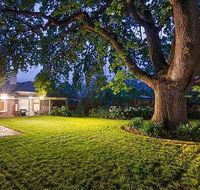 Dumas House - Accommodation QLD