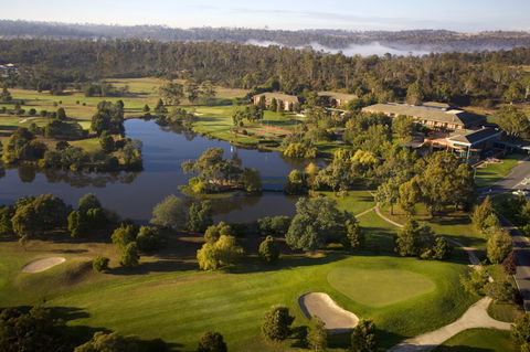 Country Club Tasmania - Accommodation QLD 1