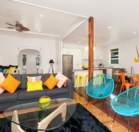 Aaloka Bay - Accommodation QLD