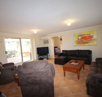 LJ Hooker Goolwa Holiday Rentals - 12 Willmett Road Goolwa Beach - Accommodation QLD