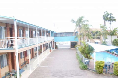 Pacific Motor Inn - Accommodation QLD 0