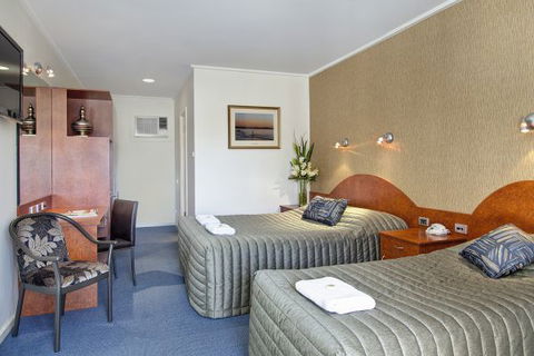 Tonsley Hotel - Accommodation QLD 3
