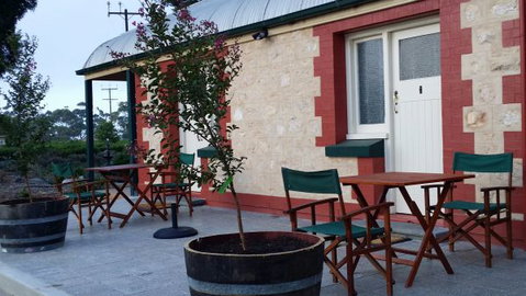 Angas Plains Estate Wines Heritage Suite - Accommodation QLD 2