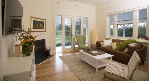 Orchard House - Accommodation QLD 2