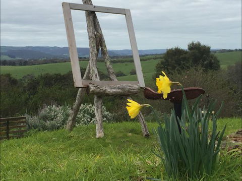 Pear Tree Hollow - Accommodation QLD 4