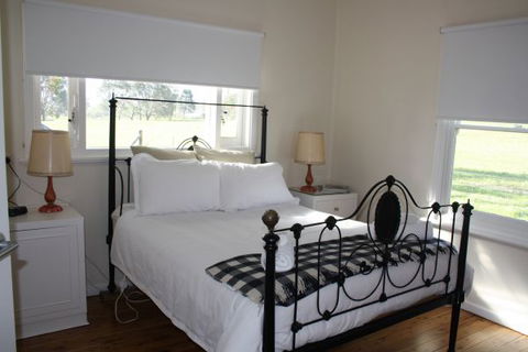 Rabbiter's Hut - Accommodation QLD 3