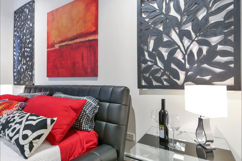 Barossa White House: The West Wing - Accommodation QLD 2