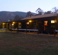 Christmas Creek Cafe and Cabins - Accommodation QLD