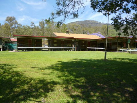 Christmas Creek Cafe` And Cabins - Accommodation QLD 2